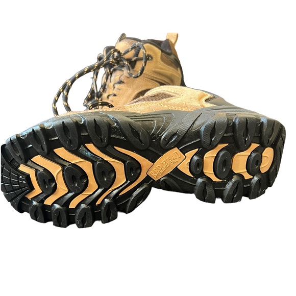 RedHead brand boys size 6 hiking all weather lace boots in excellent condition - Picture 4 of 7